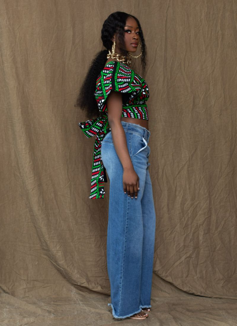 Aichatou Art Gallery Crop Top