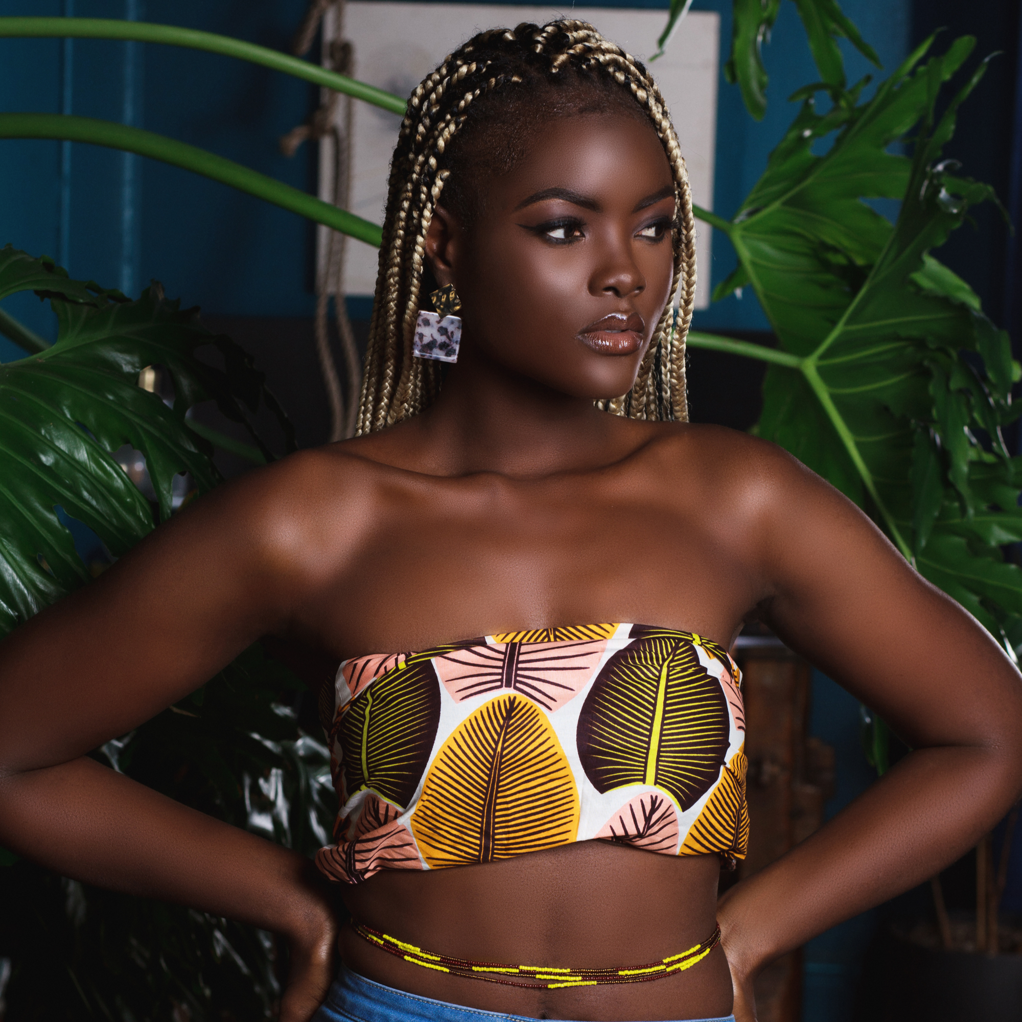 waist beads over dress We don't traditionally wear our waist beads outside of clothing, but because our beads are so beautiful shiny and vibrant they make our simple outfits look 10x better. Our crystals are often
