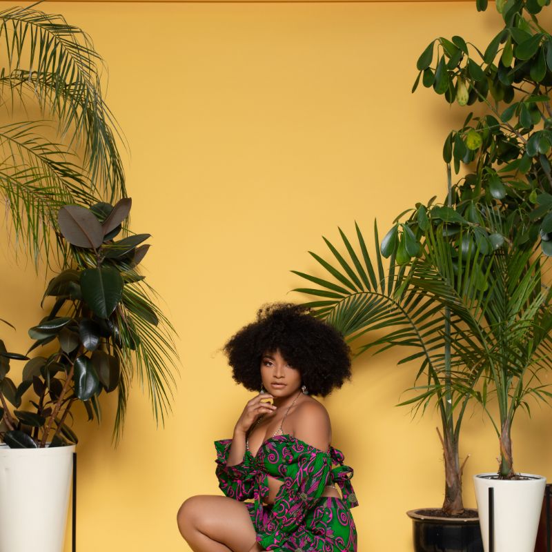 Bamiola 3 Knot Crop Top